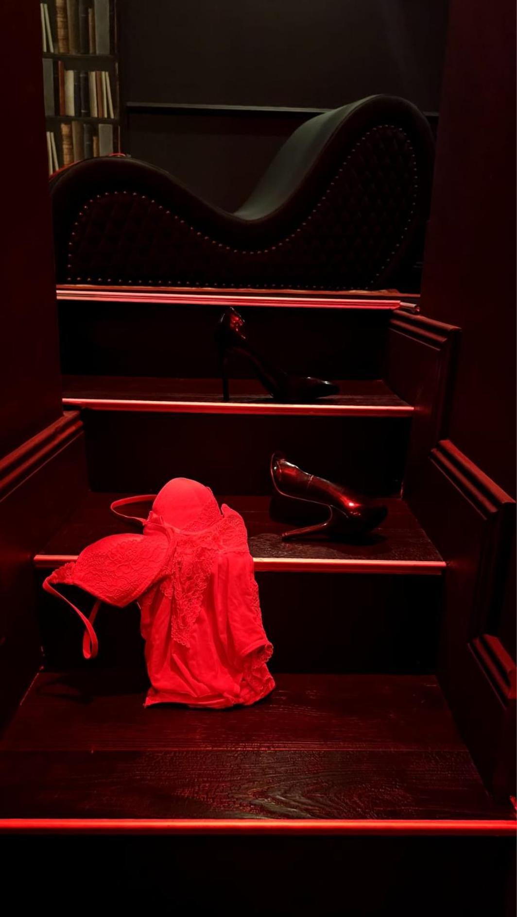 O' Plaisirs Interdits - Loveroom Caen Buitenkant foto